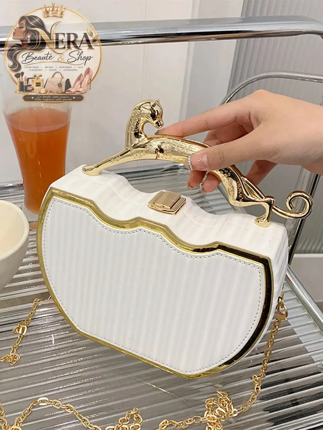 minaudière de soirée chic et classe